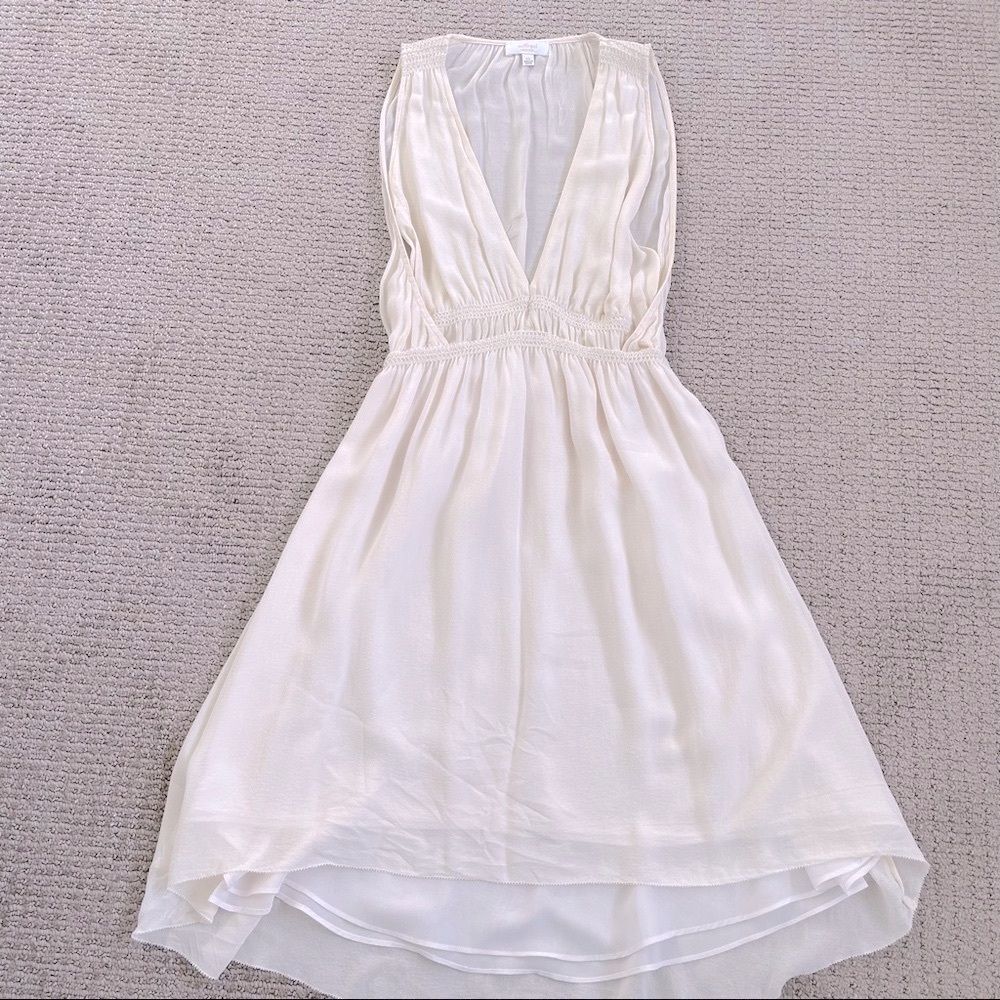 Aritzia Wilfred Silk Georgette Plunge Mini Dress XXS - Cream